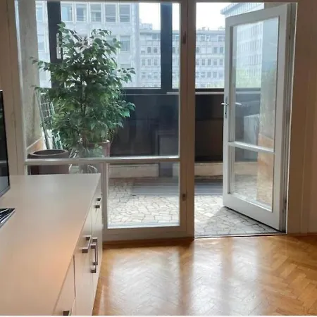 Апартаменты Big Flat In The Centre Любляна